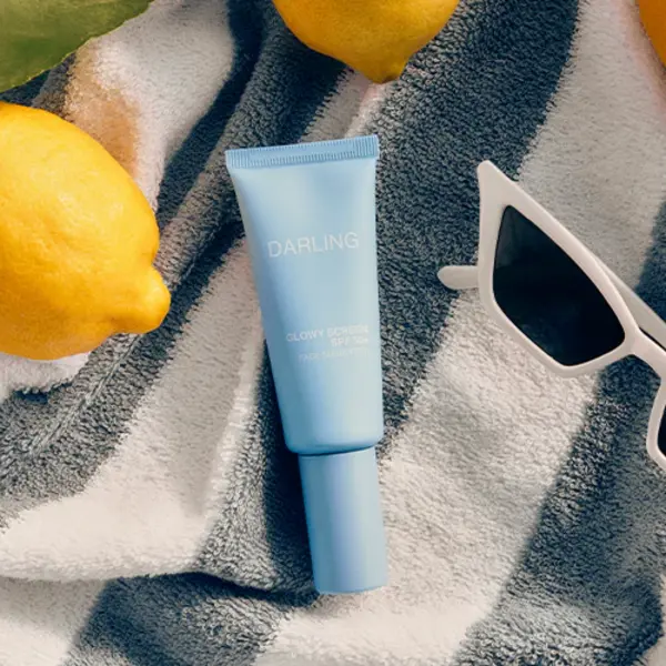 Darling suncare Glowy Screen  zonnebrand voor het gezicht SPF 50+ 40ml - zonbescherming - geeft een mo oie glans op de huid