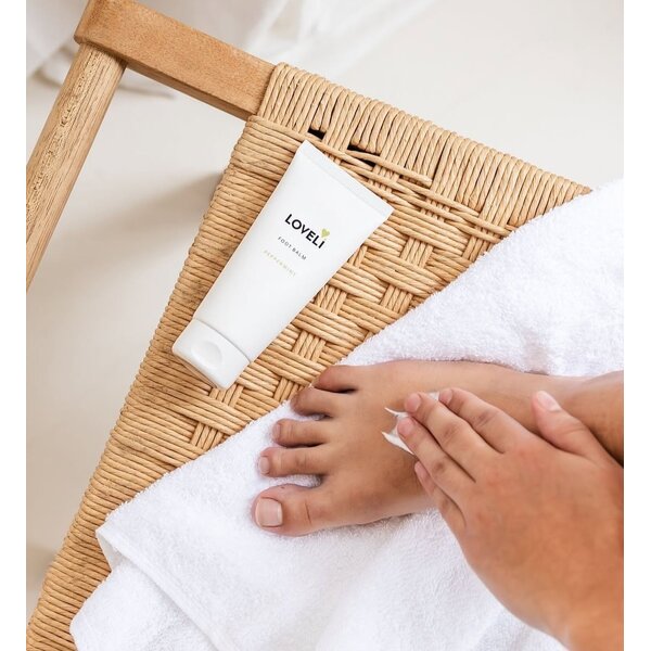 Loveli Footbalm - voetbalsem - verfrissend en verzachtend voor eelt 75ml