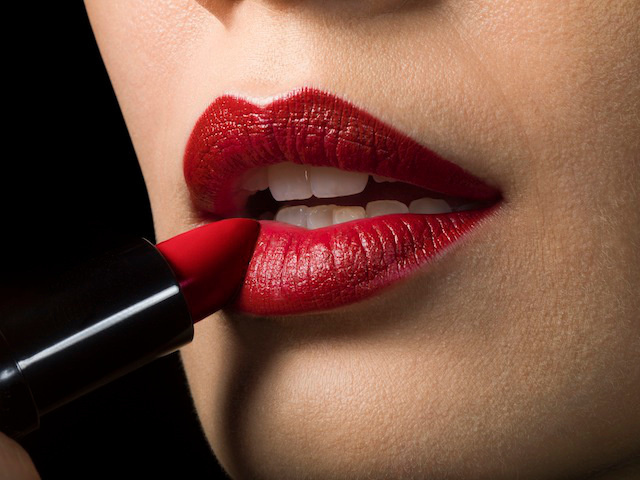 Roter Lippenstift? Wir sagen: Machen!