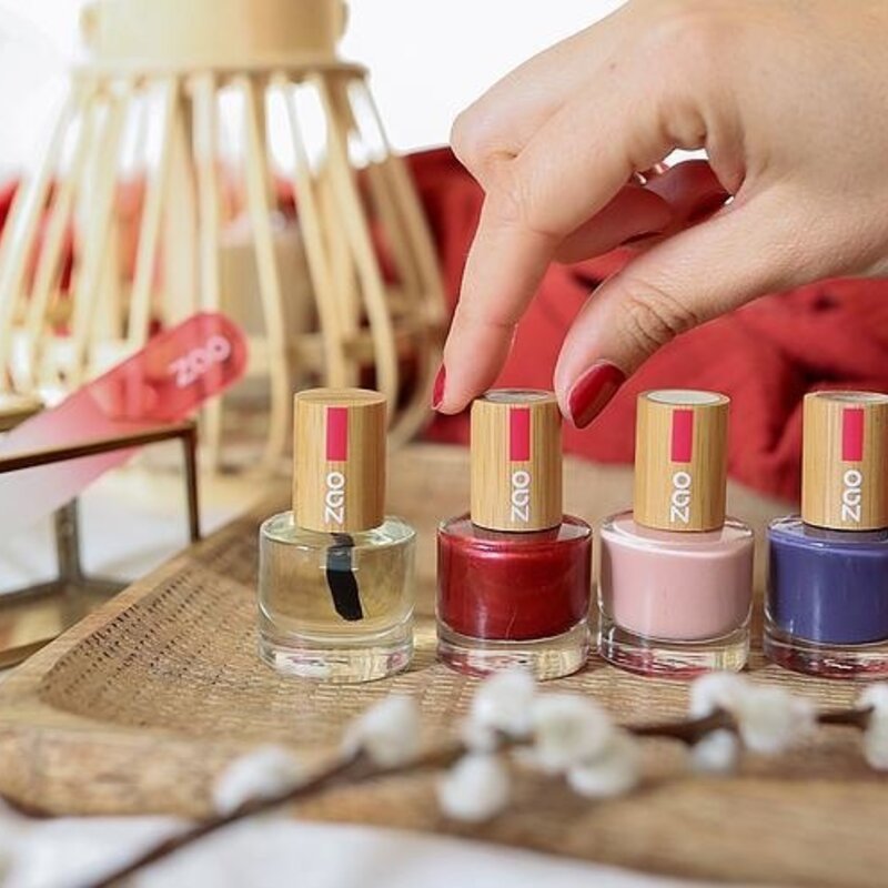 Neue ZAO-Nagellackfarben