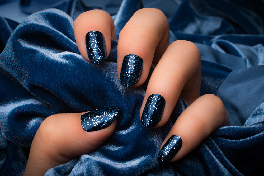 Welche Nagellackfarbe passt zu meinem festlichen Outfit?