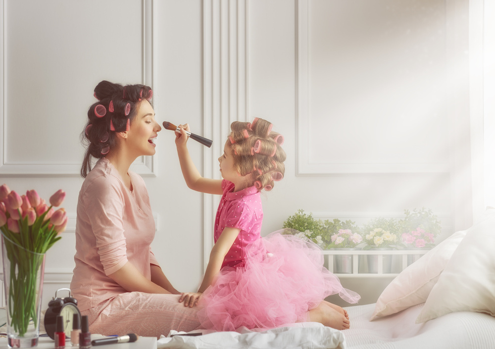 So veranstaltest du zu Hause einen Beauty-Tag mit deiner Tochter