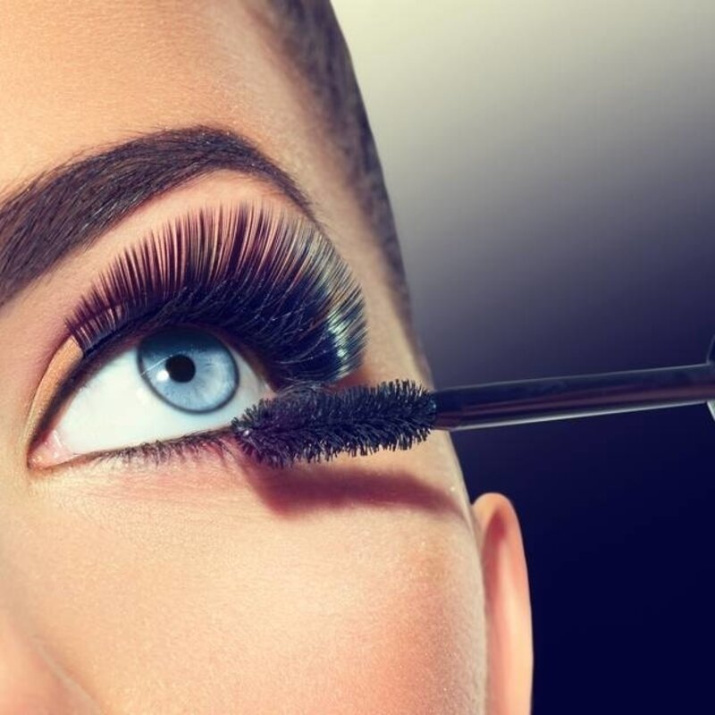 Wimpern gesund und lang halten – so geht's!