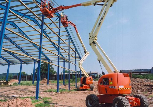 Diesel Knikarmhoogwerker 15 meter 