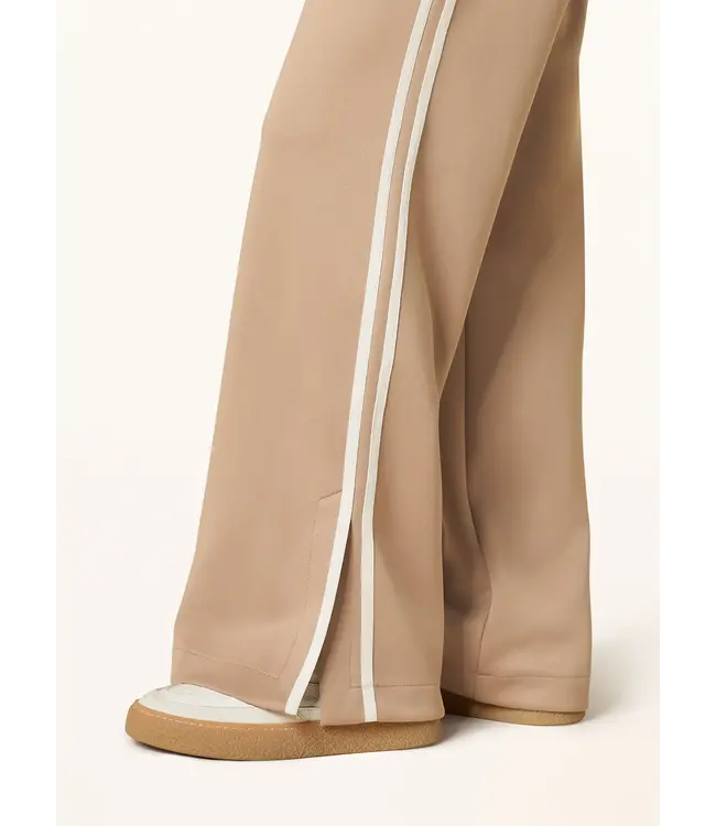 Cambio avril slit jog cambio