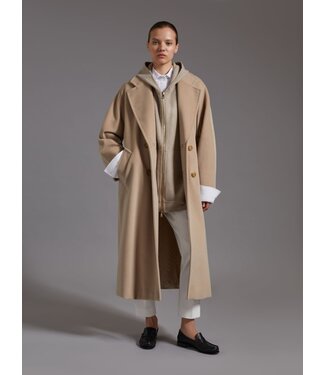 la madamme coat Maxmara