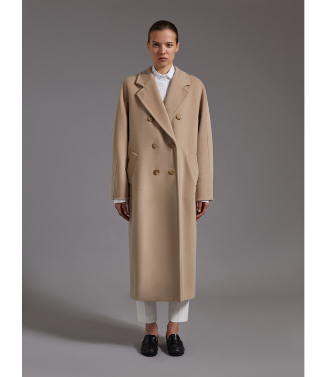 la madamme coat Maxmara