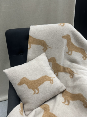 100% Wool Pillow Teckel Dot Sand/Terra