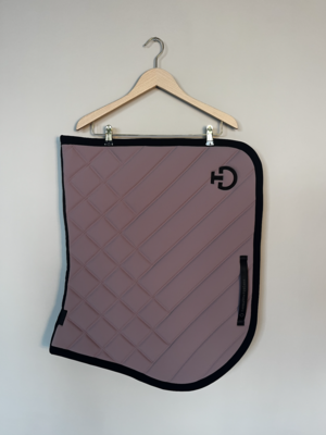 Diamonds and Lines Quilted Jumping Saddle Pad 2K99