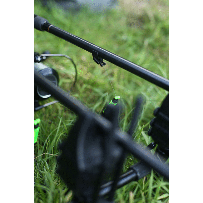 FOX Black Label Adjustable Rod Clip