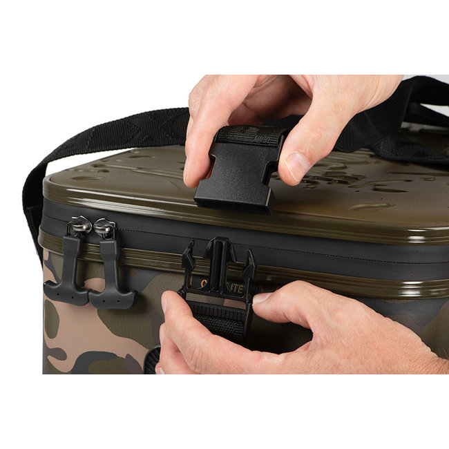 FOX Aquos Camolite coolbag
