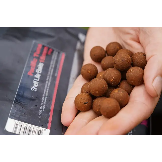 CC Moore Pacific Tuna Boilies Bulk Deal - 20KG