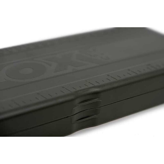 FOX EDGES Large Rig Box: De ultieme oplossing voor het bewaren van rigs