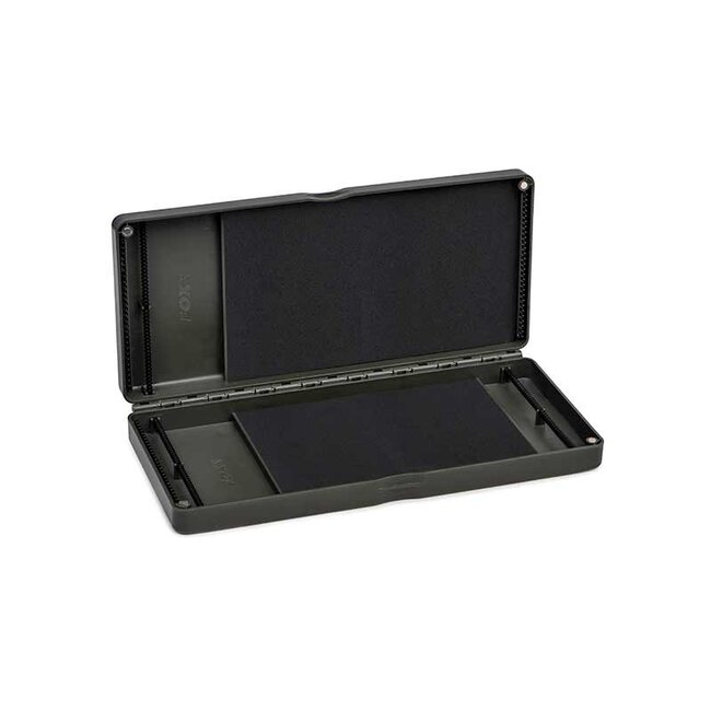 FOX EDGES Medium Rig Box: Compacte en efficiënte opslag voor rigs