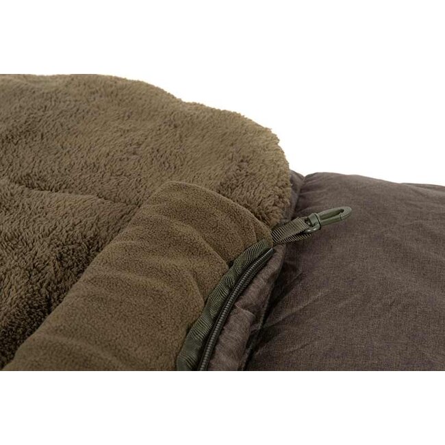 FOX Voyager Sleeping Bags: Luxe en Warmte voor Elk Seizoen