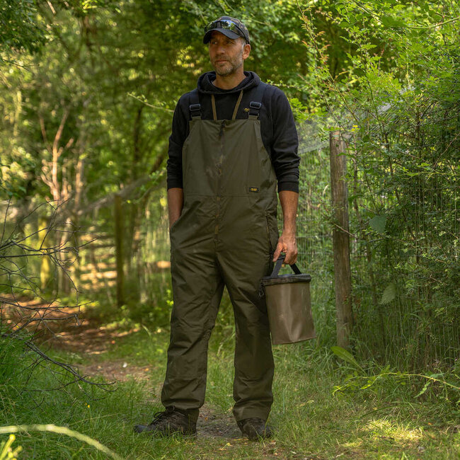 Avid Carp Revolve Waterproof Suit - Regenpak