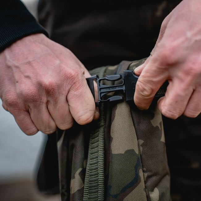 Nash Subterfuge Bankstick Bag