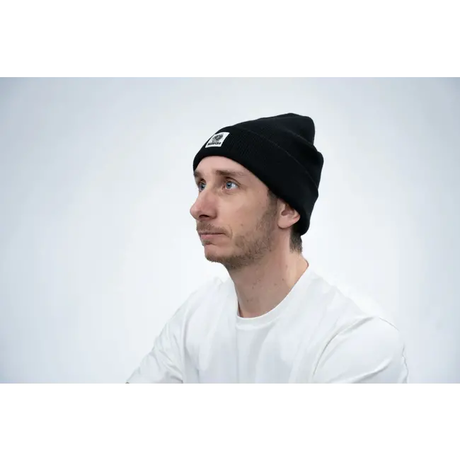 Nash Make it Happen - Badge Beanie - Zwart