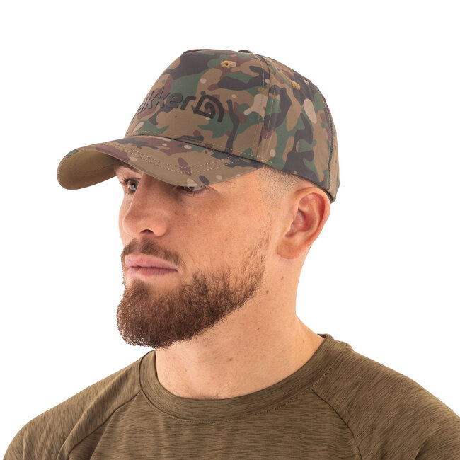 Trakker Water Resistant Cap - waterbestendige pet met camouflagepatroon en verstelbare band