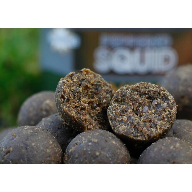 Dynamite Baits Peppered Squid Boilies- 1kg