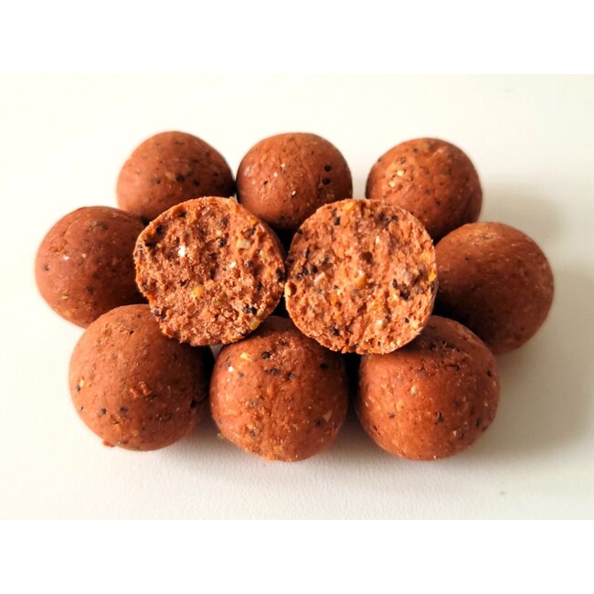 MTC Strawberry Big Fish Boilies