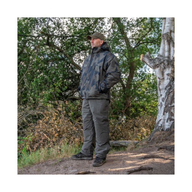 Avid Carp Arctic-Series Distortion Thermal Suit - Waterdicht & Ademend - Thermopak