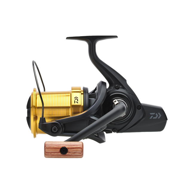Daiwa 23 EMBLEM 45 SCW QD-OT - Karpermolen