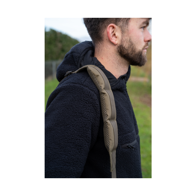 Avid Carp RVS - 10FT - Retractable 3-rod holdall