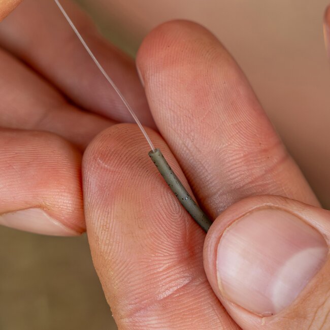 Avid Carp Outline FleckTone - Sinking Rig Tube