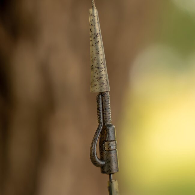 Avid Carp Outline FleckTone - Pinned Lead Clips