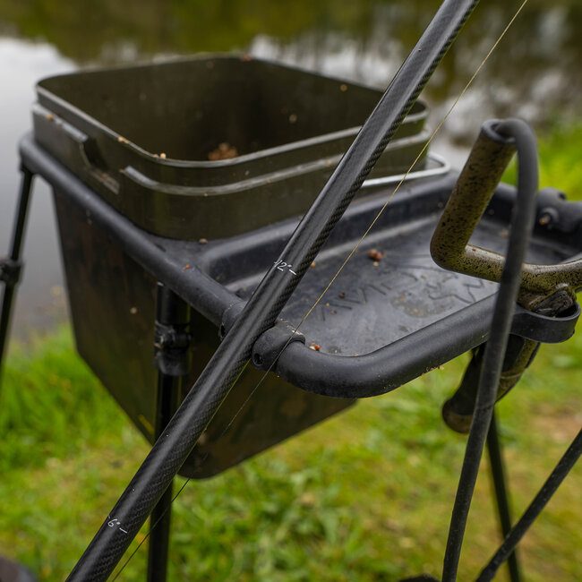 Avid Carp Bait Station