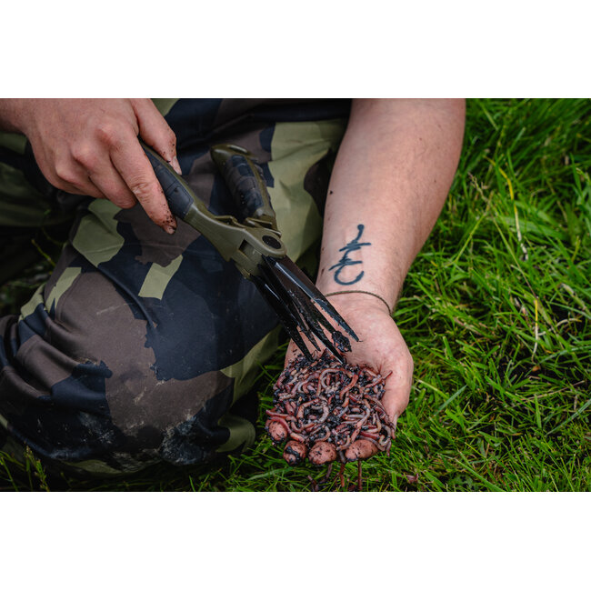 Avid Carp Worm Chopperz