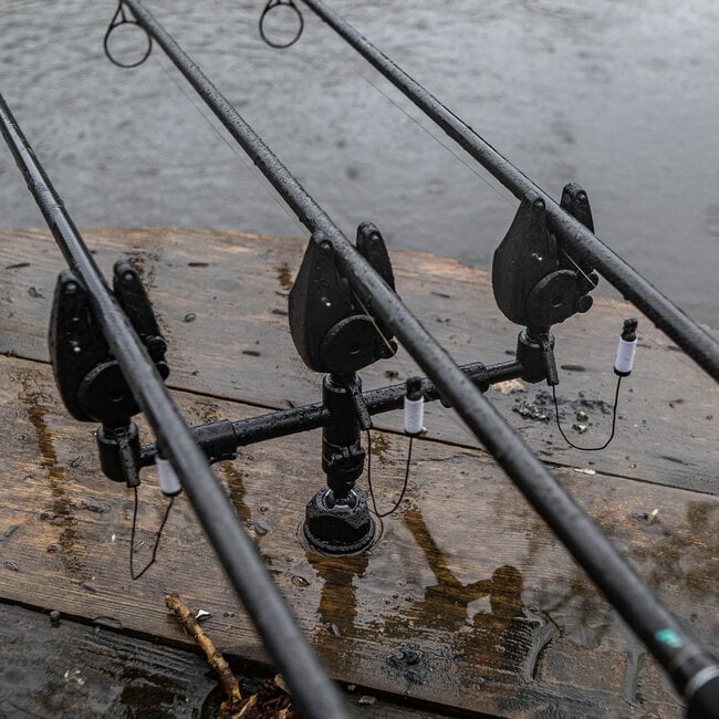 Avid Carp Lok Down Adjustable Stage Stand