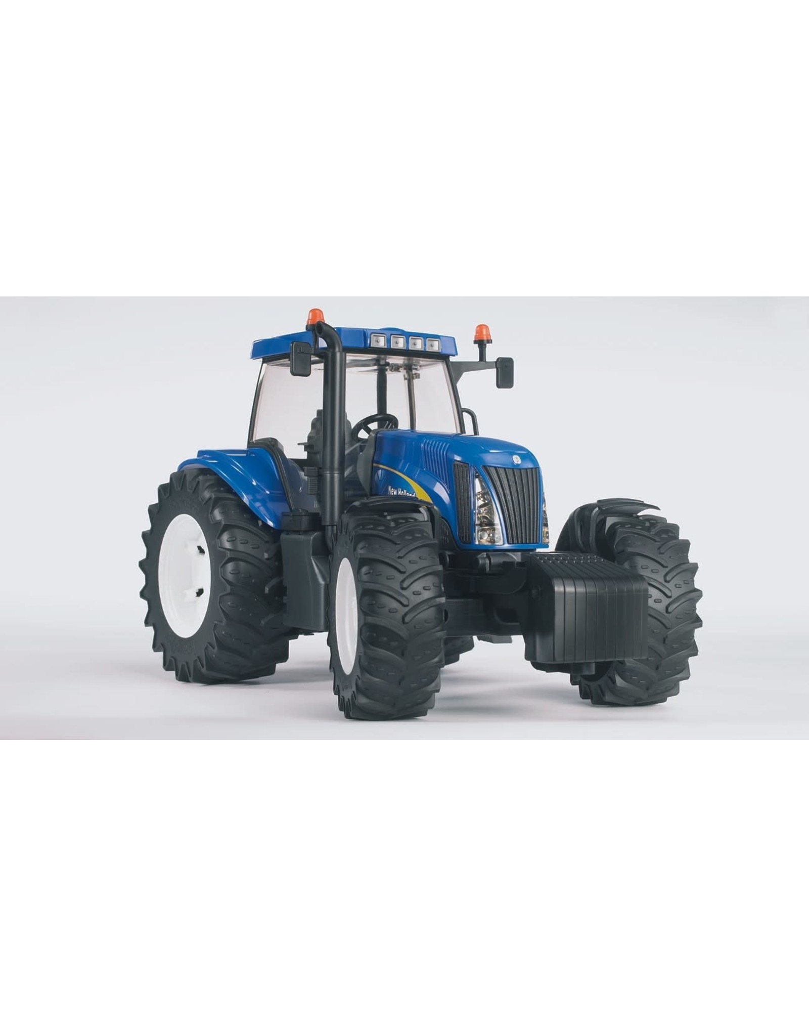 Bruder Bruder 03020 New Holland TG285 (1:16)