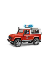 Bruder Bruder 02596 Land Rover Defender Brandweerauto met Brandweerman (1:16) + Licht- en Geluidsmodule