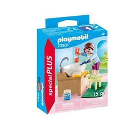 Playmobil Playmobil Special Plus 70301  Meisje aan Wastafel