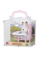 Sylvanian Families Sylvanian Families 5197 Baby Draagdoosje (Konijn op Babystoeltje)