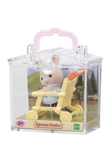 Sylvanian Families Sylvanian Families 5200 Baby Draagdoosje (Konijn in Wandelwagen)