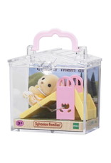 Sylvanian Families Sylvanian Families 5204 Baby Draagdoosje (Hond op Glijbaan)