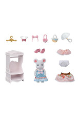 Sylvanian Families Sylvanian Families 5540 Fashion Playset- Marshmallow Muis