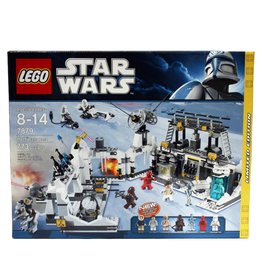 LEGO Lego Star Wars 7879 Hoth™ Echo Base™  (doos licht gedeukt)