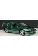 Hot Wheels Hot Wheels Volvo 850 Estate  140/250  HW Wagons 2/5