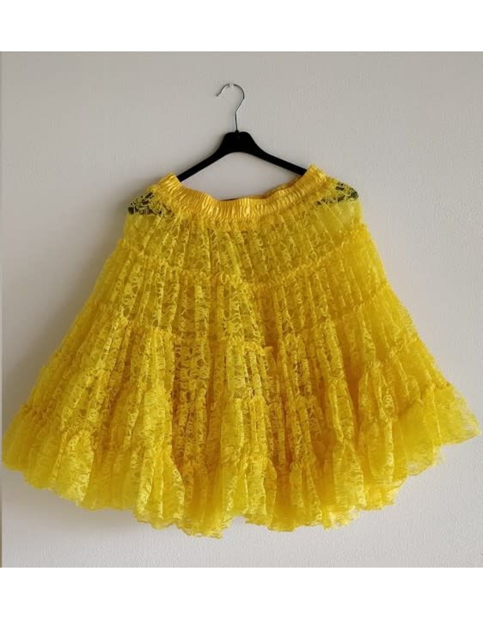 Pettycoat kantstof, Geel