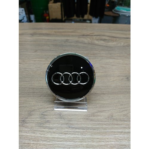 Audi Naafdoppen set van 4 stuks zwart met chroom - 61mm Audi Naafdoppen set van 4 stuks zwart met chroom - 61mm