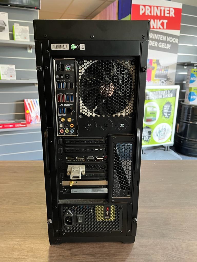 Game desktop - Intel Core i7-3930K| NVIDA GTX1080 8GB | 16 GB | 250 GB SSD / 2 TB | W10 Pro