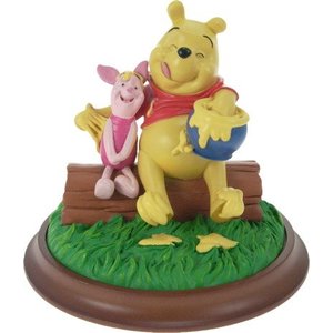 Disney Sculpture Pooh Summer (Four Seasons)