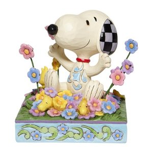 Peanuts (Jim Shore) Snoopy in bed of Flowers