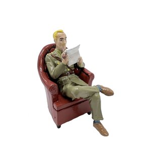 Pixi Blake & Mortimer - Reading in an Armchair