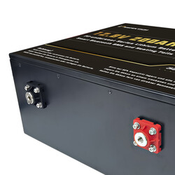 Perfektium PF-Underseat lithiumbatterij LiFePO4 12,8V 200Ah Smart BMS met Bluetooth 2560 watt