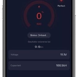 Voltium Energy® LiFePO4 Smart Battery 12,8V 300Ah Onder de stoel